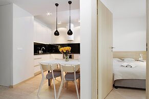 Wawel Luxury Apartments by Amstra