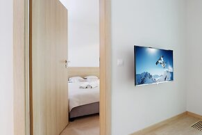 Wawel Luxury Apartments by Amstra