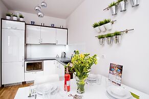 Wawel Luxury Apartments by Amstra