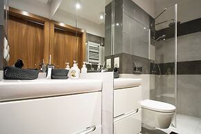 Wawel Luxury Apartments by Amstra