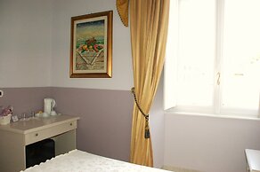 Charme Holidays Colosseum