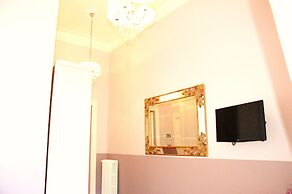 Charme Holidays Colosseum