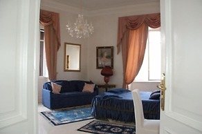 Charme Holidays Colosseum