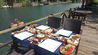 Agva Gizemli Nehir Hotel