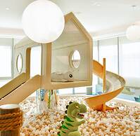 Sheraton Zhanjiang Hotel