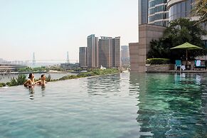 Sheraton Zhanjiang Hotel