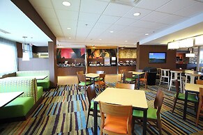 Fairfield Inn & Suites East Grand Forks