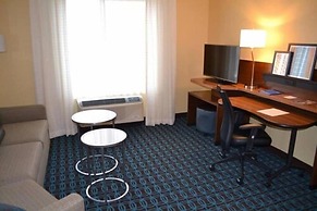 Fairfield Inn & Suites East Grand Forks