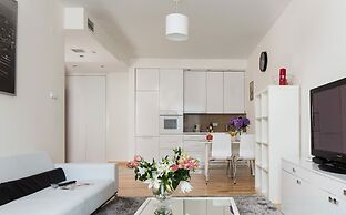 Chopin Apartments Platinum Towers