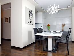 Chopin Apartments Platinum Towers