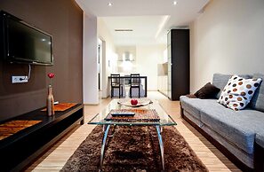 Chopin Apartments Platinum Towers