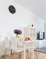 Chopin Apartments Platinum Towers