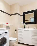 Chopin Apartments Platinum Towers