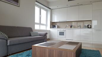 Chopin Apartments Platinum Towers