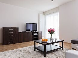 Chopin Apartments Platinum Towers