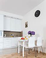 Chopin Apartments Platinum Towers