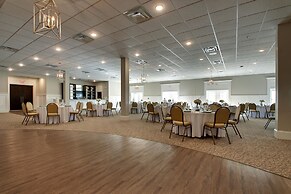 Islander Hotel & Resort