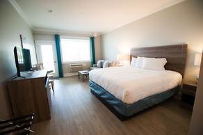 Islander Hotel & Resort