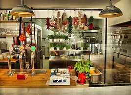 Chopin Apartments Capital