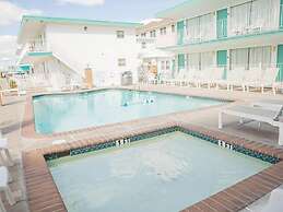 Biscayne Family Resort