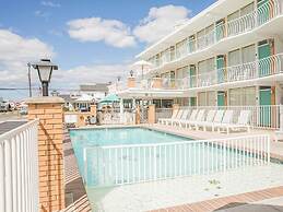 Biscayne Family Resort
