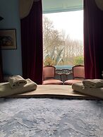 Lisle Combe