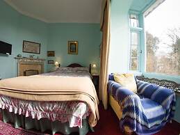 Lisle Combe