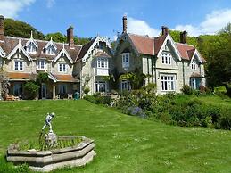 Lisle Combe