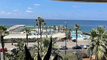 Lahoya Suites