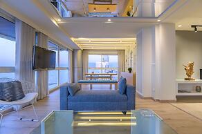 Lahoya Suites