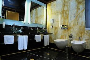 Lahoya Suites
