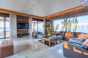 Lahoya Suites