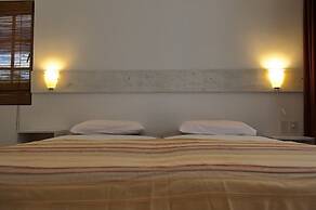 Bantopa Apartments & Villas