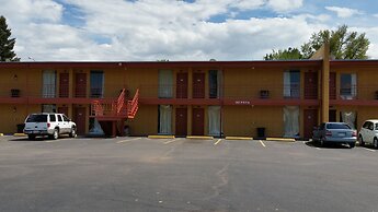 Essex House Motel