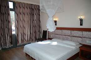 Golden Chopstick Hotel