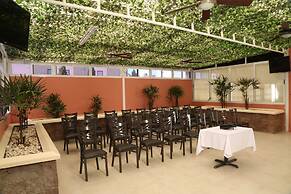 Copper Canyon Boutique Hotel