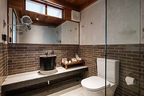 Banana Fan Sea Resort