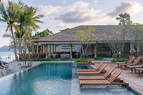 Banana Fan Sea Resort