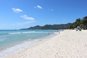 Banana Fan Sea Resort