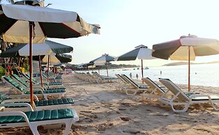 Banana Fan Sea Resort