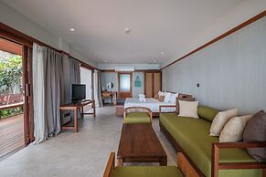 Banana Fan Sea Resort