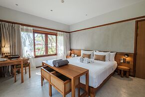 Banana Fan Sea Resort