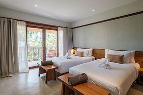 Banana Fan Sea Resort