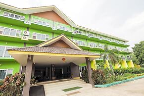 OYO 920 Saensukkho Hotel And Resorts