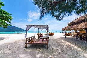 Lipe Beach Resort