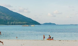 Lipe Beach Resort