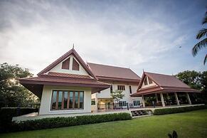 Tharnrarin Villa Suphan Buri