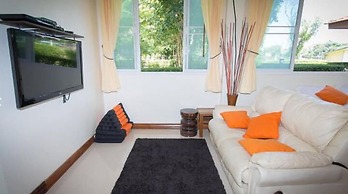 Tharnrarin Villa Suphan Buri