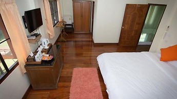 Tharnrarin Villa Suphan Buri