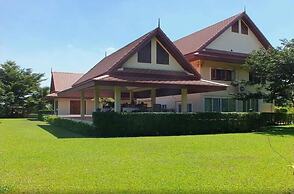 Tharnrarin Villa Suphan Buri